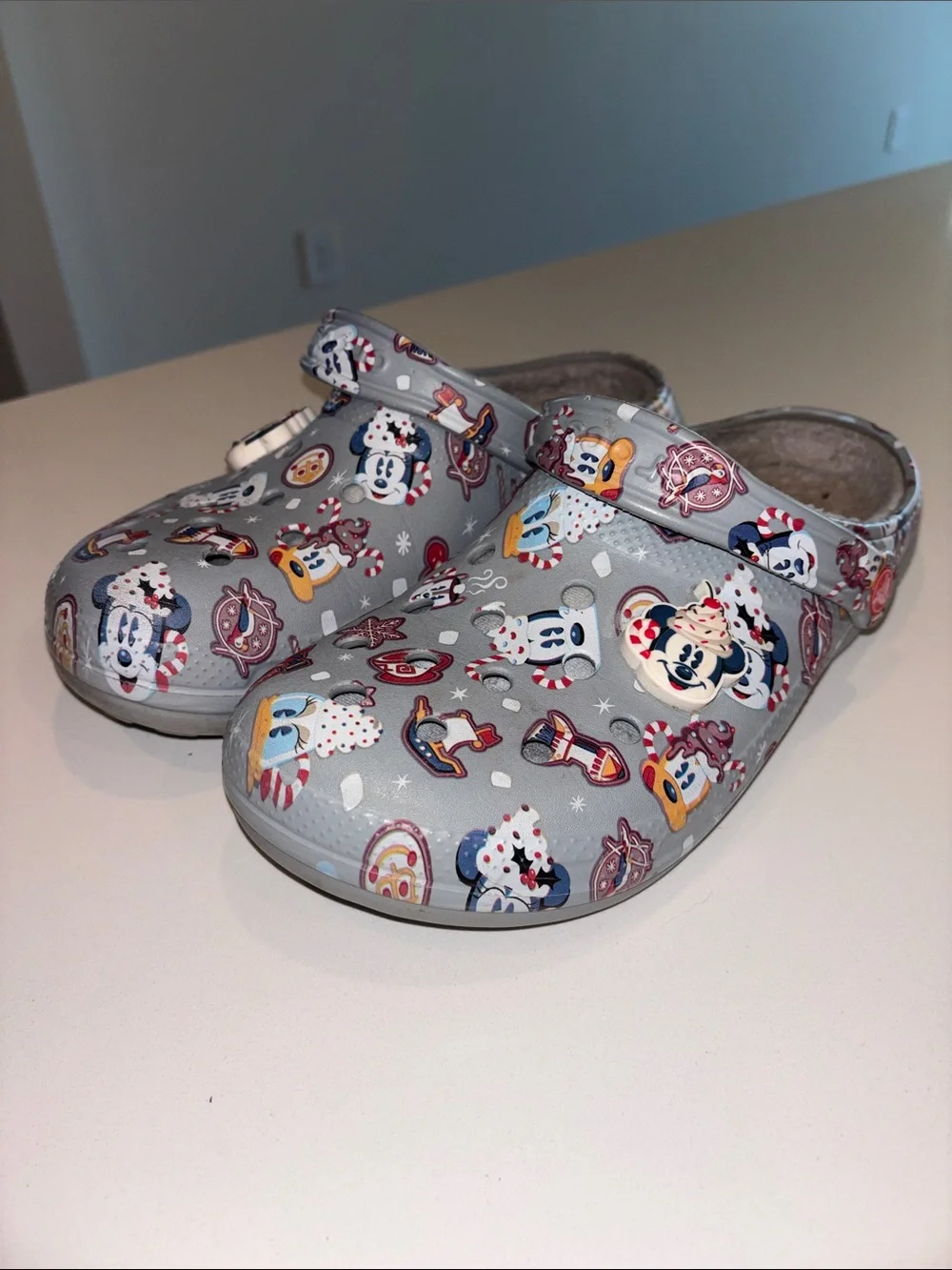 CROCS Kids Grey Disney Character Holiday Clogs